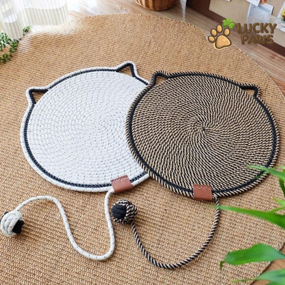Round Scratching Mat with Ball