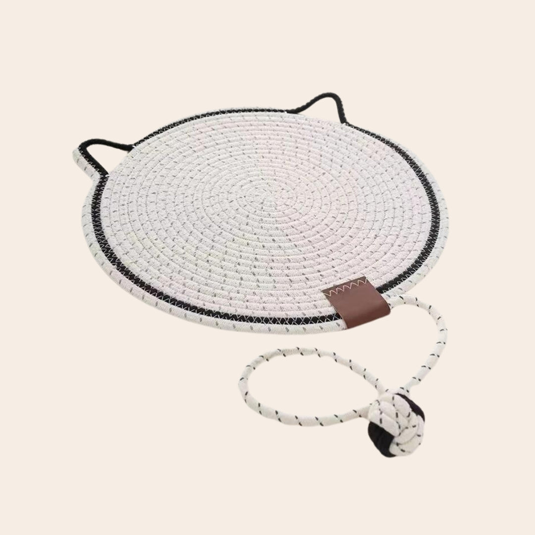 Round Scratching Mat with Ball