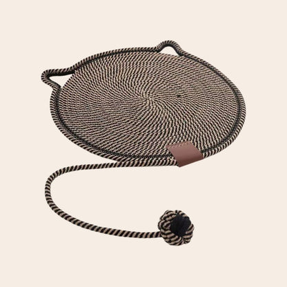 Round Scratching Mat with Ball